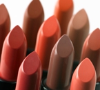 How to Choose the Right Lipstick