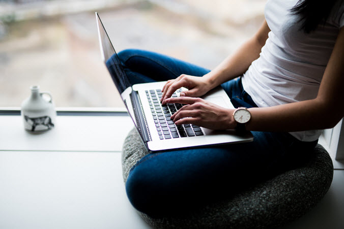 girl on laptop